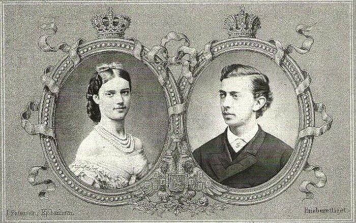 Открытка в честь обручения принцессы Дагмар и цесаревича Николая Александровича. /Фото: fs3.fotoload.ru Открытка в честь обручения принцессы Дагмар и цесаревича Николая Александровича. /Фото: fs3.fotoload.ru