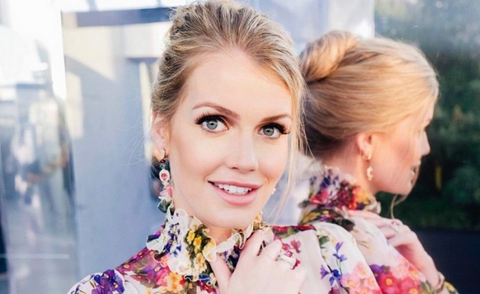 Китти похожа на Диану своими глубокими глазами небесного цвета, а еще они обе занимались благотворительностью. / Фото:focus.ua Китти похожа на Диану своими глубокими глазами небесного цвета, а еще они обе занимались благотворительностью. / Фото:focus.ua