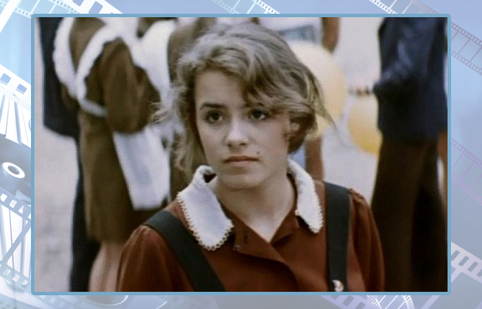 Елена Цыплакова в фильме «Школьный вальс». Елена Цыплакова в фильме «Школьный вальс».
