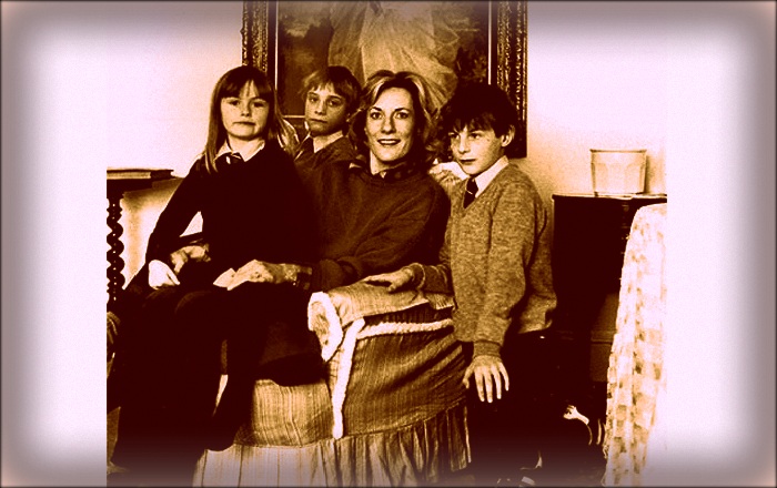 Ольга Романова с детьми. Ольга Романова с детьми.