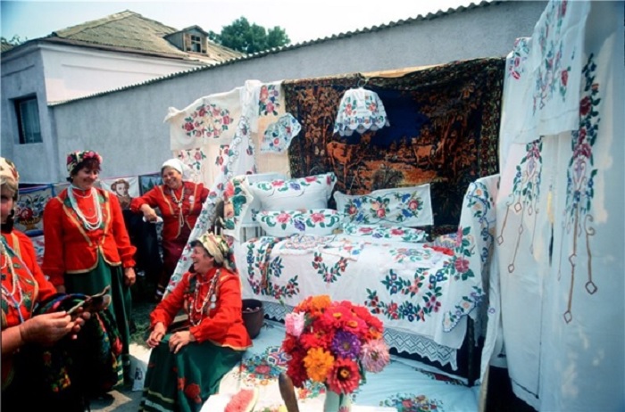 В некоторых местах России и сегодня помнят праздник подушки. /Фото: sfw.so