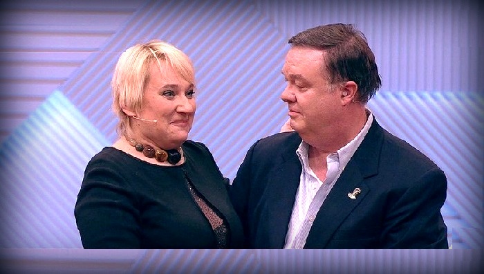 Елизавета Лавинская с Роджером Шерманом на телепередаче «Пусть говорят». Елизавета Лавинская с Роджером Шерманом на телепередаче «Пусть говорят».