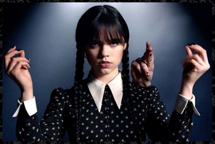 Джена Ортега роли Уэнсдэй Джена Ортега роли Уэнсдэй