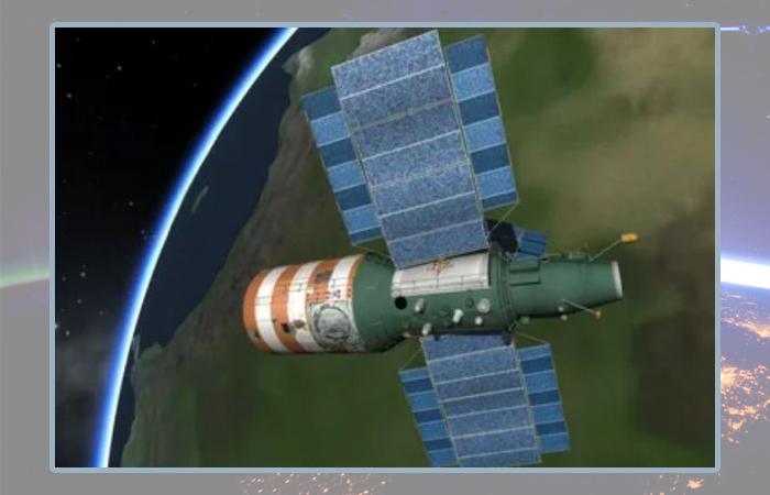 «Алмаз» мог так выглядеть на орбите. «Алмаз» мог так выглядеть на орбите.