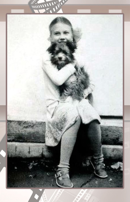 Светлана Ходченкова в детстве. Светлана Ходченкова в детстве.