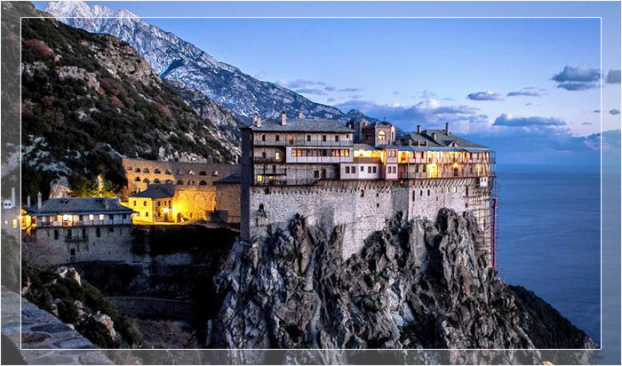 За нарушение женщиной запрета ей будет грозить до года тюрьмы. За нарушение женщиной запрета ей будет грозить до года тюрьмы.