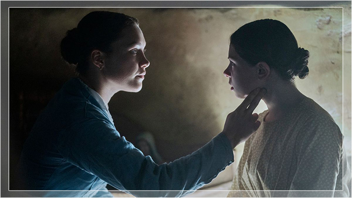 Медсестра пытается понять, что происходит с девочкой. Медсестра пытается понять, что происходит с девочкой.