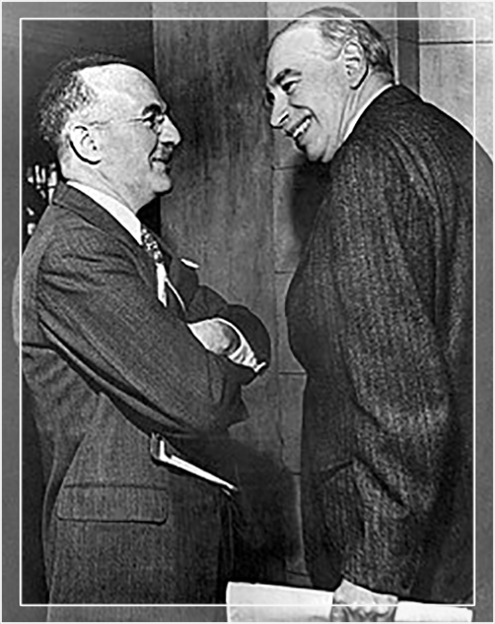 Гарри Декстер Уайт был успешным финансистом и невероятно ловким политиком. Гарри Декстер Уайт был успешным финансистом и невероятно ловким политиком.