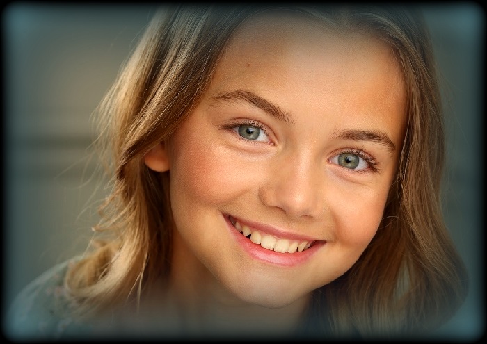 Марта Тимофеева (Кесслер)- 12 летняя актриса кино, модель.