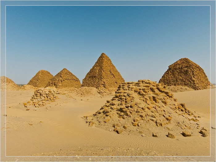 Пирамиды в Нубии появились почти 2500 лет спустя после того, как в Египте их строить перестали.