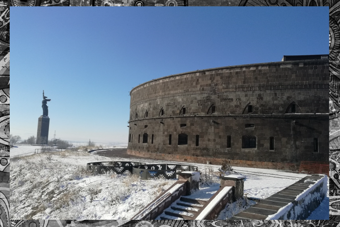 Крепость построили во времена Российской Империи.