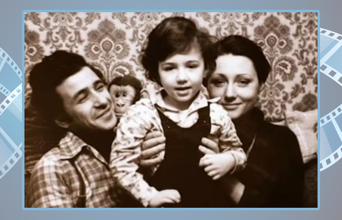 Борис Смолкин с первой женой и сыном Владимиром.