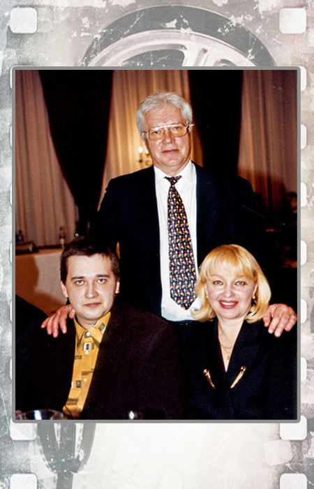 Фёдор Жариков с родителями.