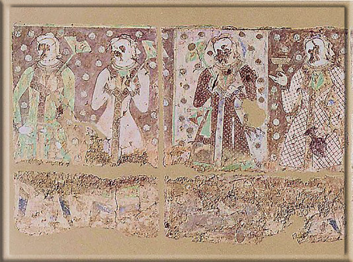 Тохарские воины и монахи в наскальных рисунках Кизила.
