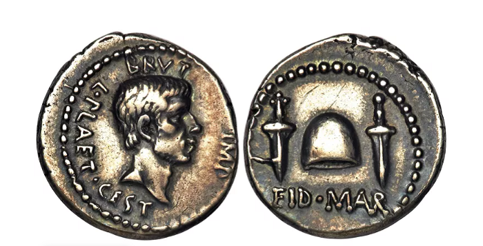 Золотых монет Брут выпустил немного; как правило, денарии чеканили из серебра