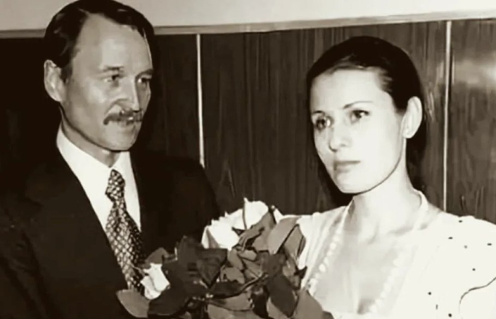 Валентина Толкунова и Юрий Прапоров. / Фото: www.dzeninfra.ru