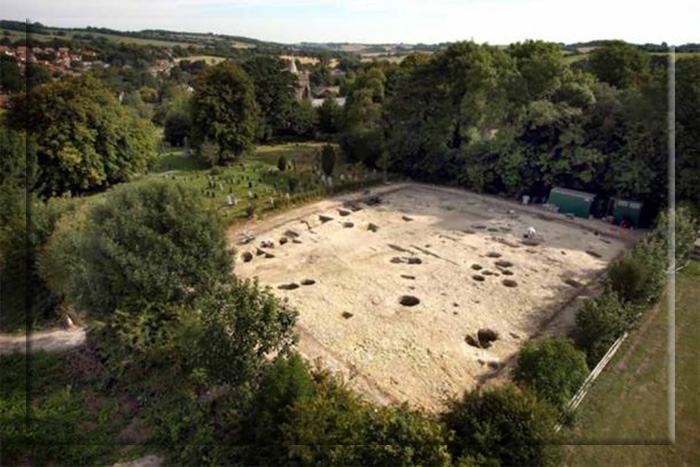 Раскопки в Лиминге в графстве Кент открыли информацию о стойкости монахов перед лицом набегов викингов.