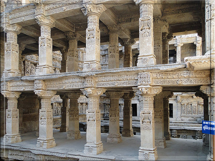 Какие тайны Индии хранит перевернутый древний храм Рани-ки-Вав