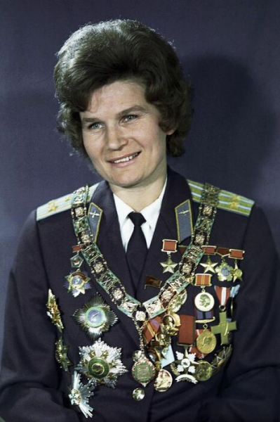 Что заставило Сергея Королёва отказаться о принципа не брать в космонавты женщин: 60 лет полёту Валентины Терешковой
