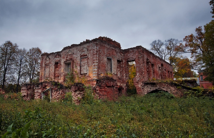 Какие тайны хранит старинная усадьба, по которой почти 200 лет бродит призрак княгини Голицыной