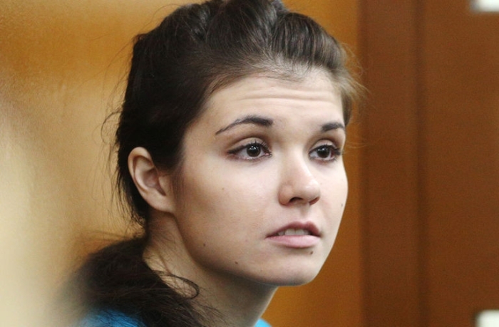 Влюбленную москвичку осудили на 4,5 года за связь с ИГИЛ, а она нашла свое счастье с адвокатом: Виражи судьбы Варвары Карауловой