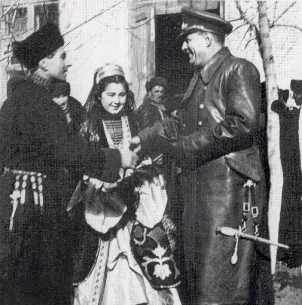 За что Сталин наказал крымских татар депортацией и Почему пострадали невиновные