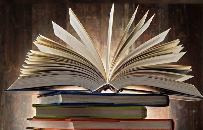 На что тратили баснословные гонорары и сколько зарабатывали писатели и литераторы в СССР