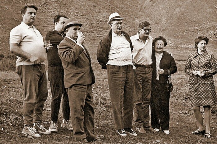 Почему генсек Андропов скрывал своё происхождение, первую семью и старшего сына