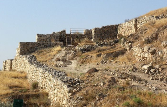 Что стало причиной краха бронзового века, и Куда исчезла процветающая цивилизация