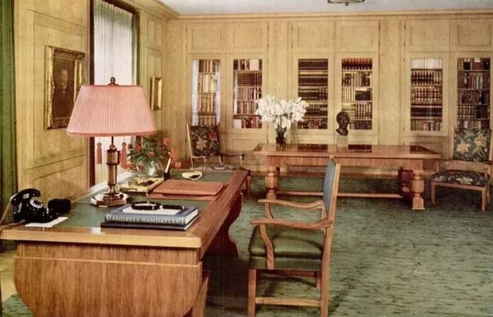 Был ли богат Гитлер, и Что стало с его квартирой, имуществом и сбережениями после войны