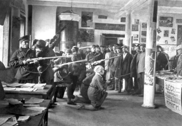 Как красный командир поднял курсантов на бунт против Сталина, чего он добивался и что из этого вышло