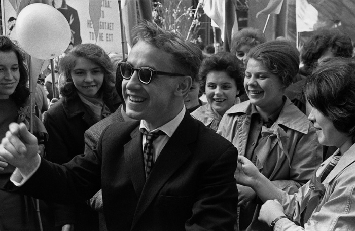 За кого стремились замуж советские девушки: Кто они - самые завидные женихи СССР