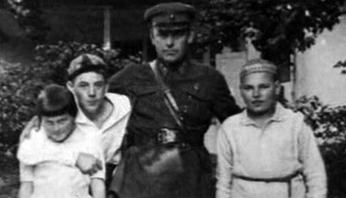 Почему телохранитель Сталина не смог спасти своих любовниц от репрессий и выполнял роль няньки