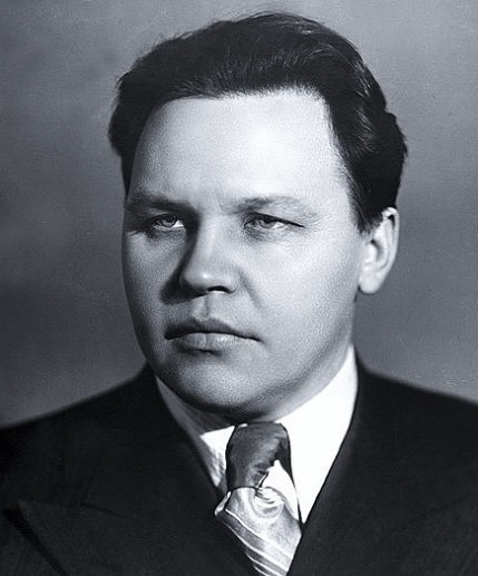 Кого Сталин готовил в качестве своего преемника, и Что стало с эти человеком после смерти вождя